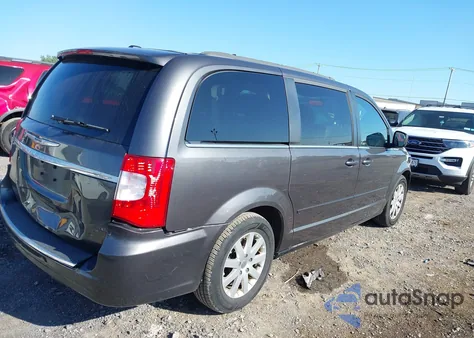 2015 Chrysler Town & Country Lx z USA, uszkodzony, nr VIN 2C4RC1AG1FR677962